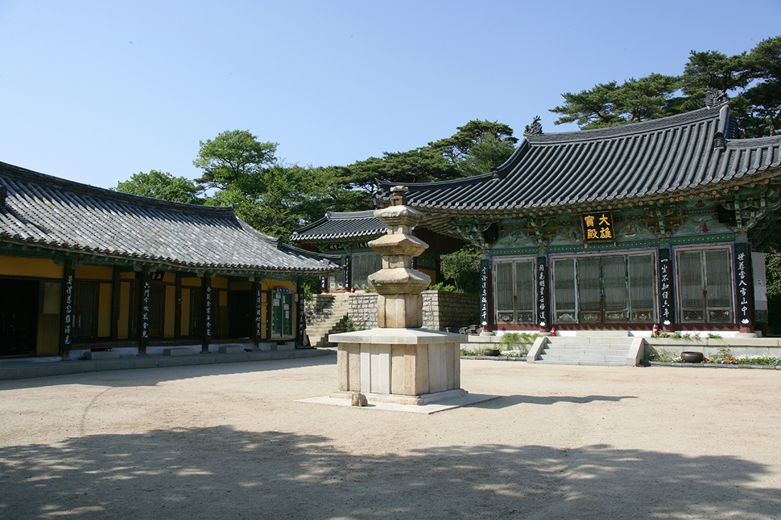 Dongchuksa Temple