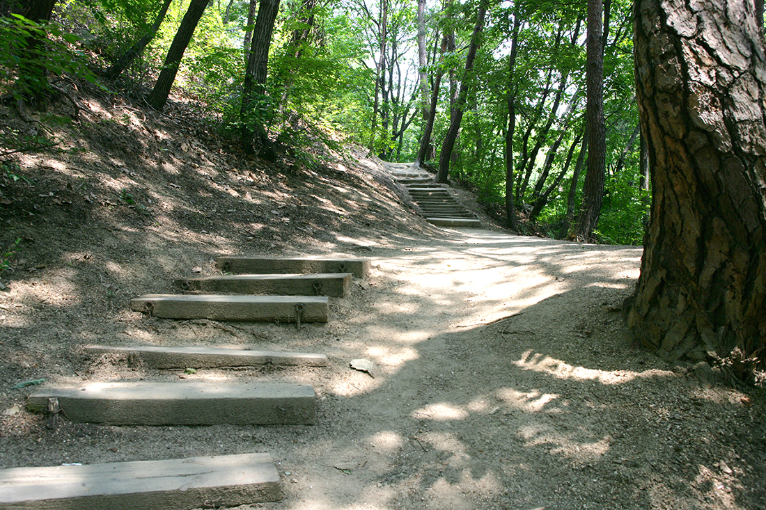 Magolsan Mountain