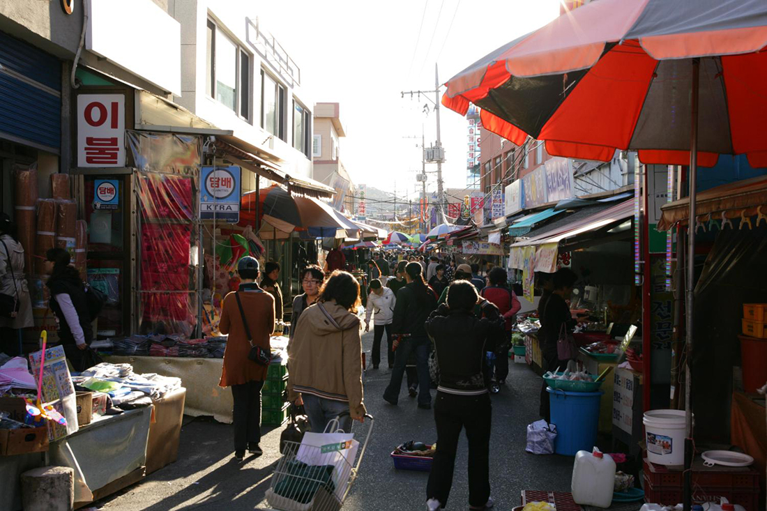 南牧馬城市場